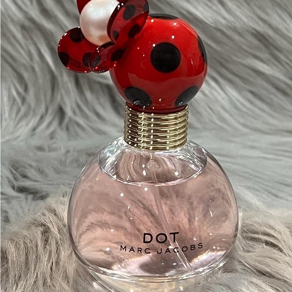DOT by a Marc Jacobs Eau de Parfum 1.6 Fl oz / 50 ml. NEW SEALED - Picture 3 of 10